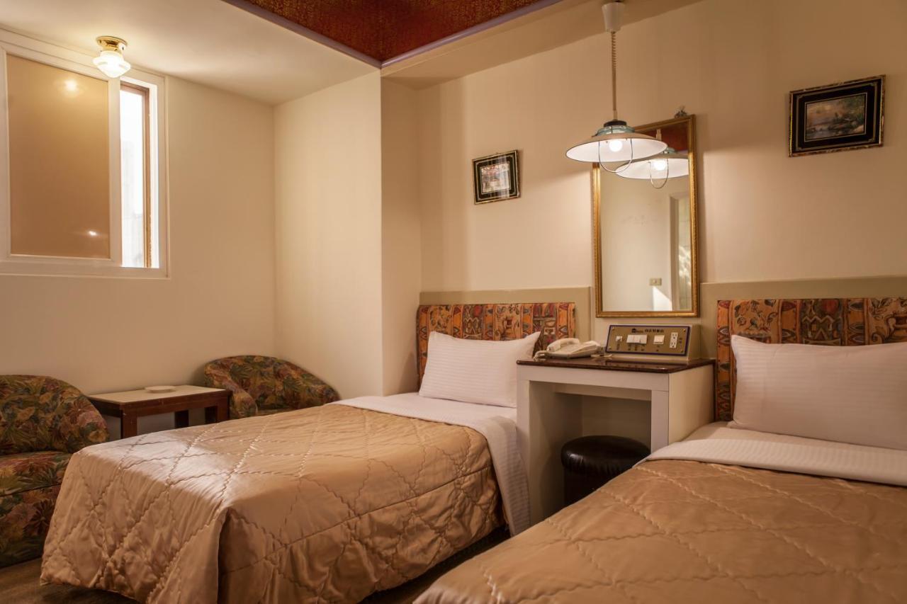Good Hotel Fengyuan Bagian luar foto