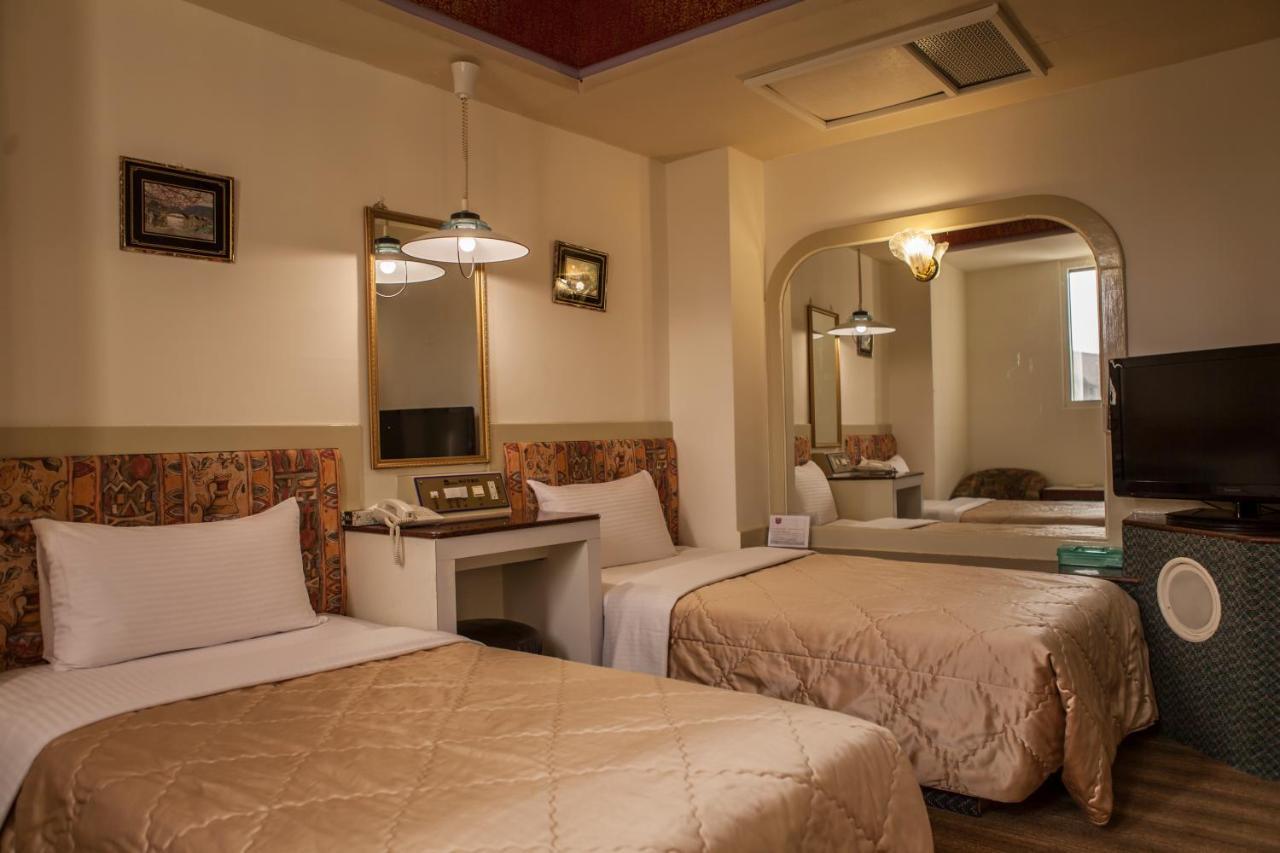 Good Hotel Fengyuan Bagian luar foto
